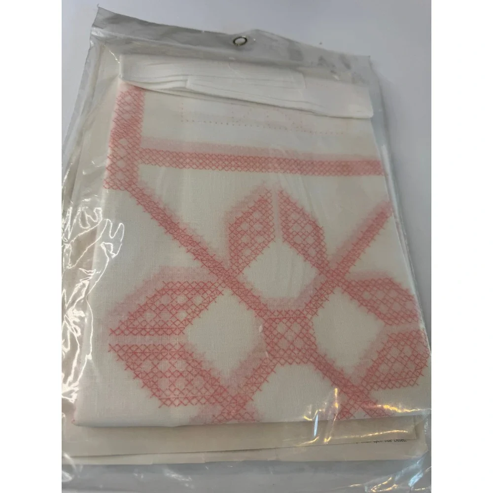 Vintage Vogart Crafts Cross Stitch Quilt Blocks 6 Piece NOS Embroidery Kit